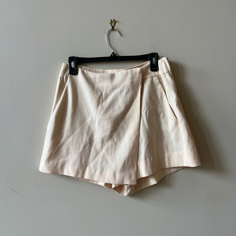 Babaton Women's Skorts in Light Cream